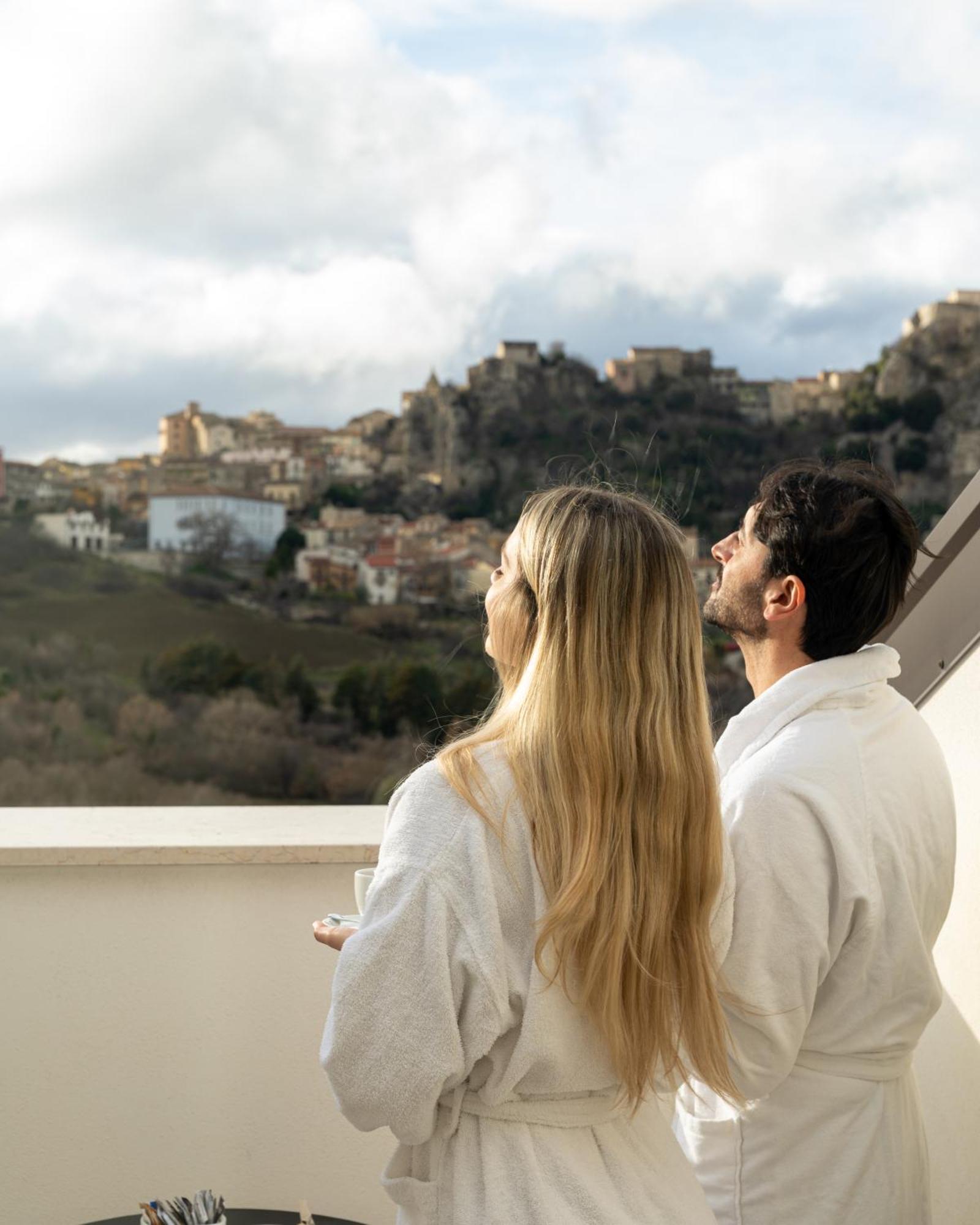 Domus Hotel Bagnoli Del Trigno ภายนอก รูปภาพ