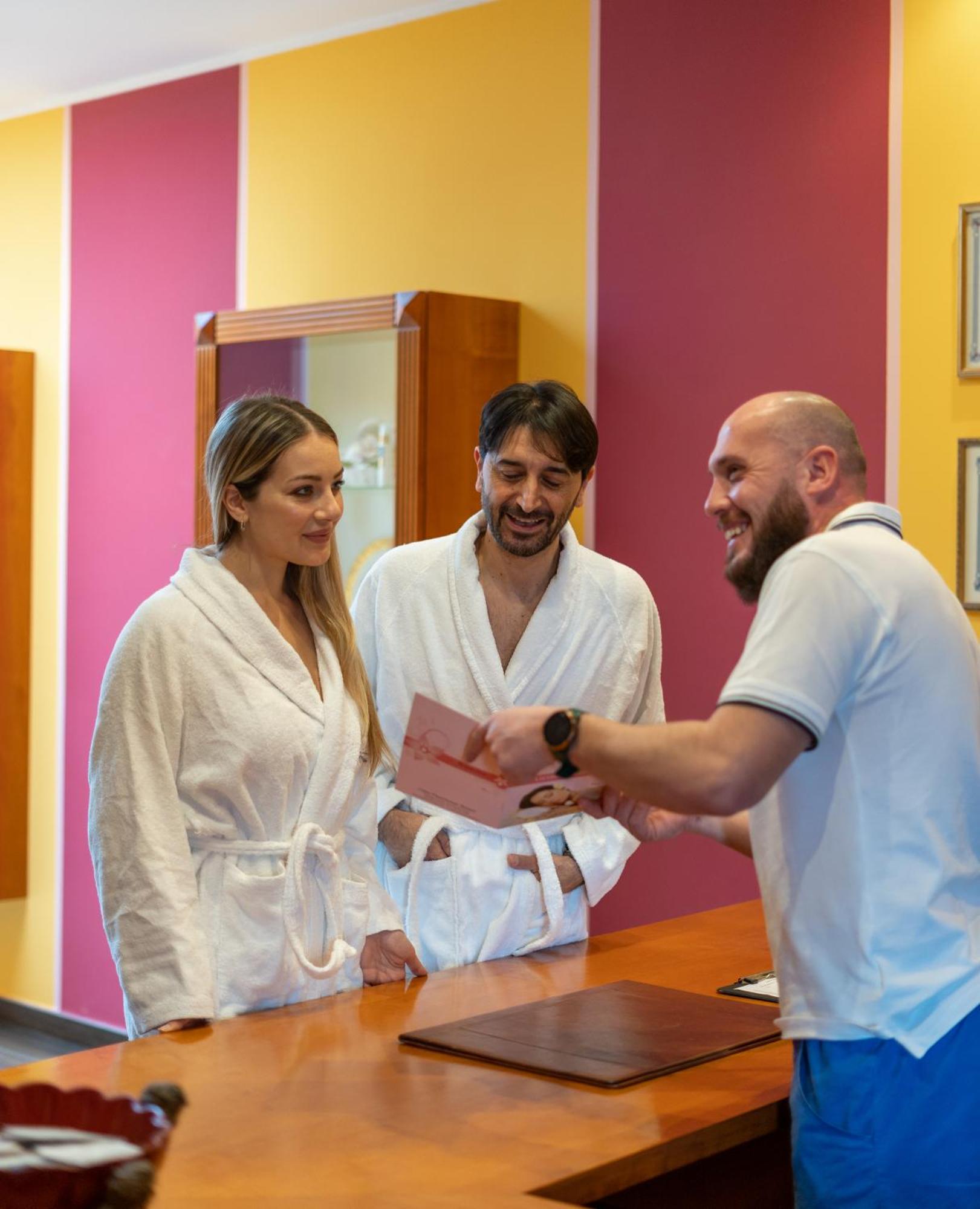 Domus Hotel Bagnoli Del Trigno ภายนอก รูปภาพ